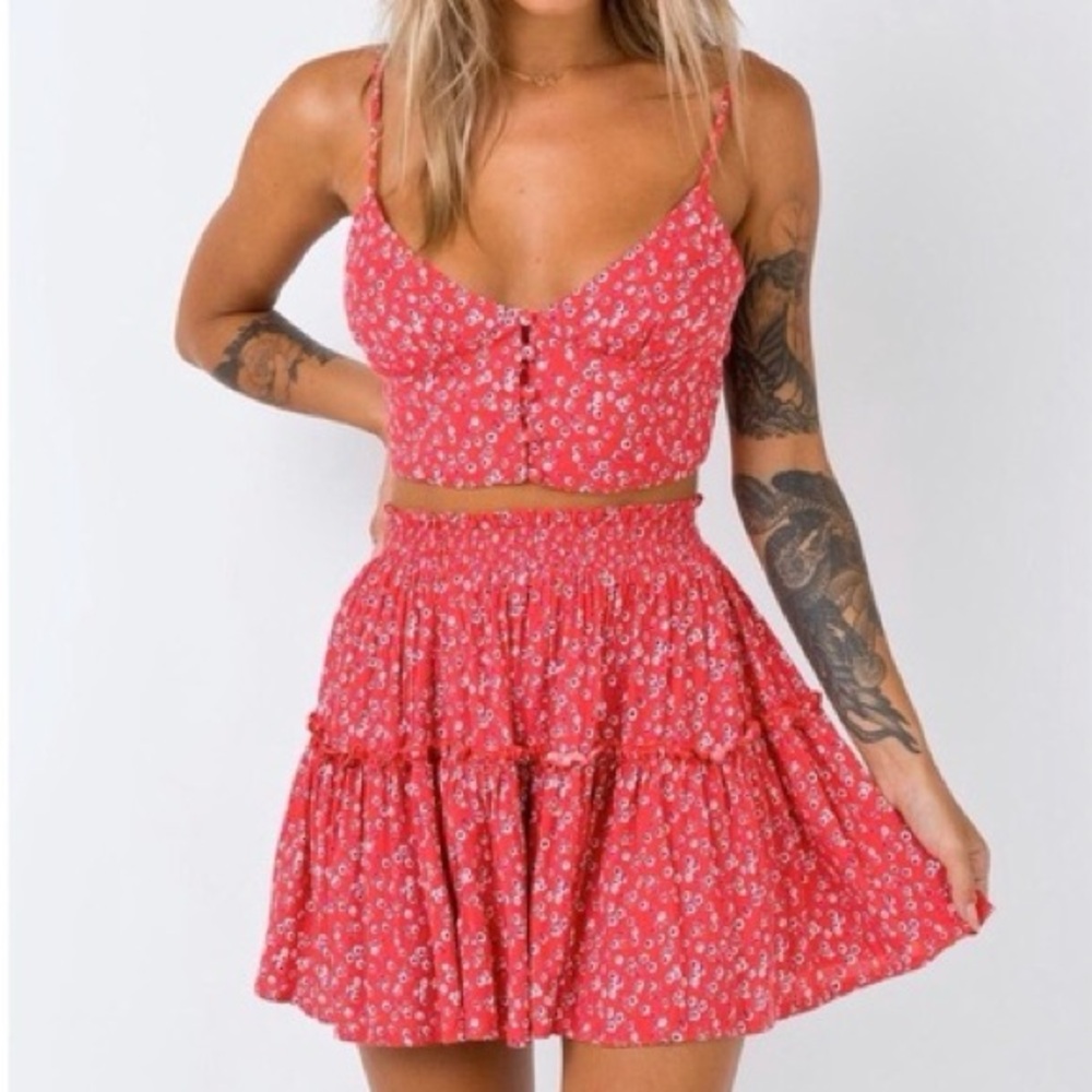 Two piece skirt set